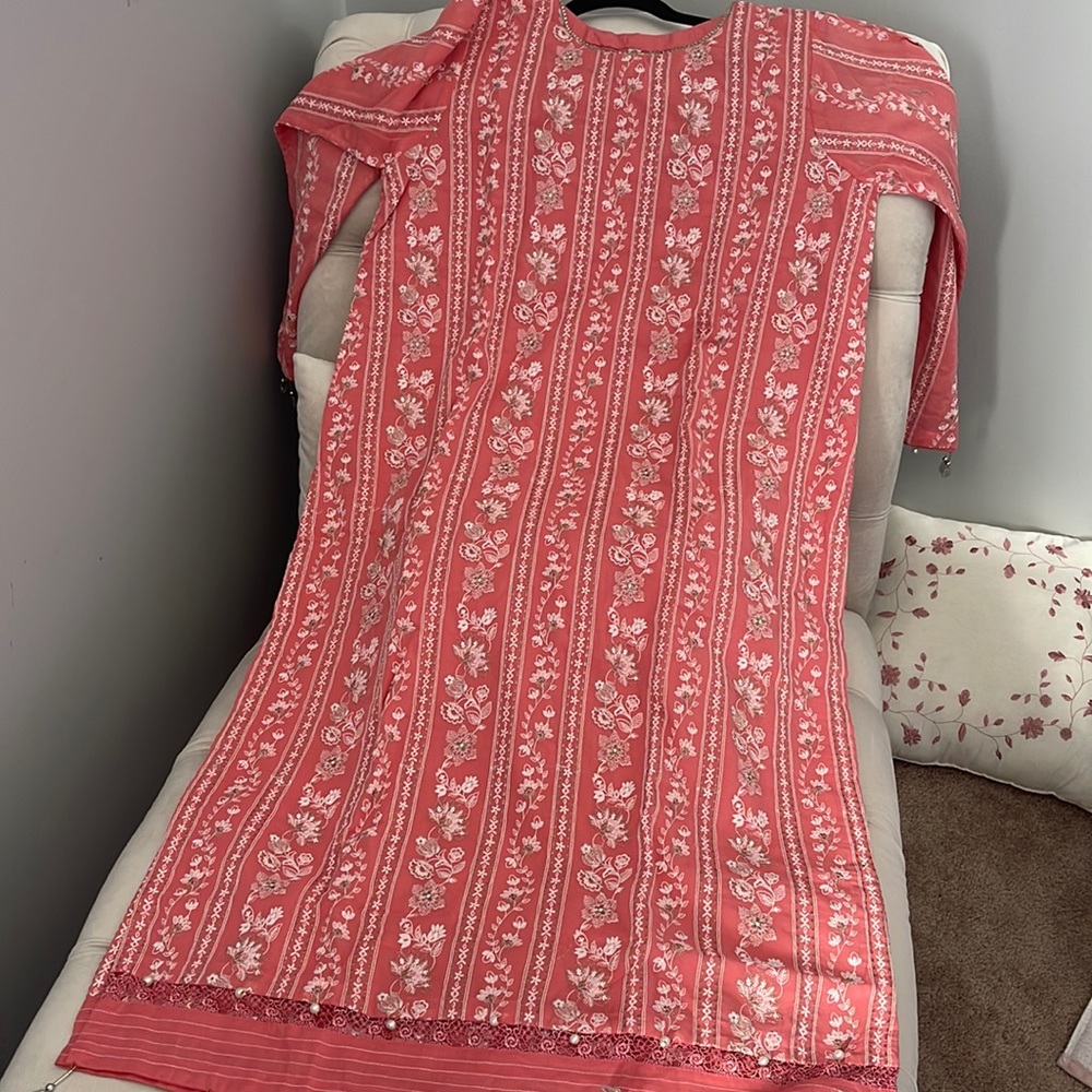 New Pakistani embroidered dress